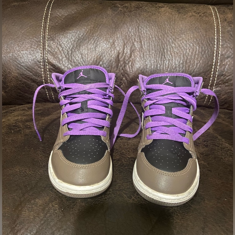 Boys Jordan 1 Low